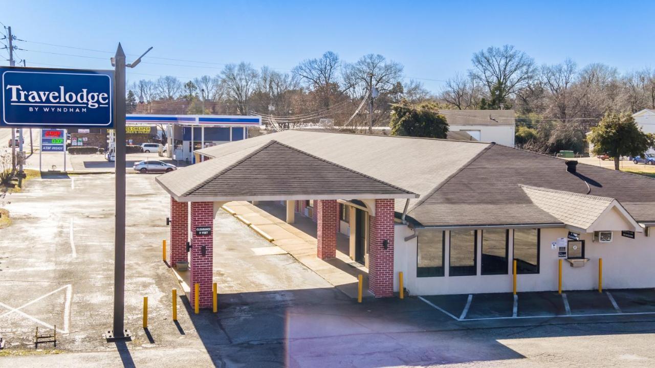 Travelodge By Wyndham Jackson I-40 Exit 82 Eksteriør billede