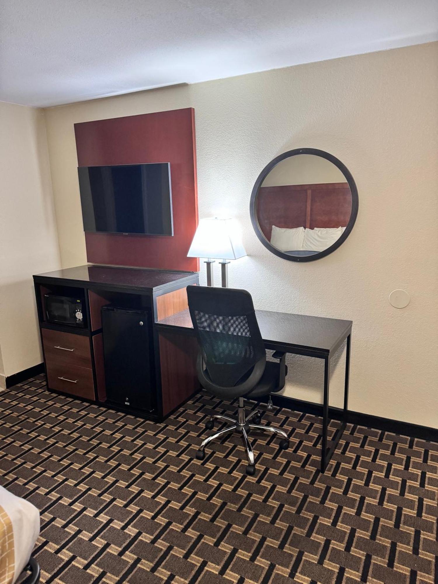Travelodge By Wyndham Jackson I-40 Exit 82 Eksteriør billede